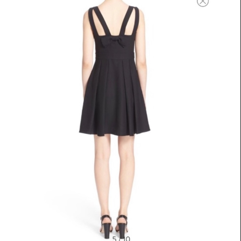 Timeless Black Kate Spade Dress with Bow / Size 4 / Sleeveless